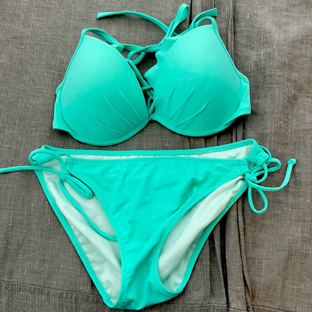 VS bikini